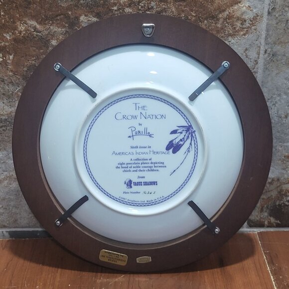 Vague Shadows The Crow Nation Decorative Collector Plate by Perillo Sixth Issue - Picture 3 of 15